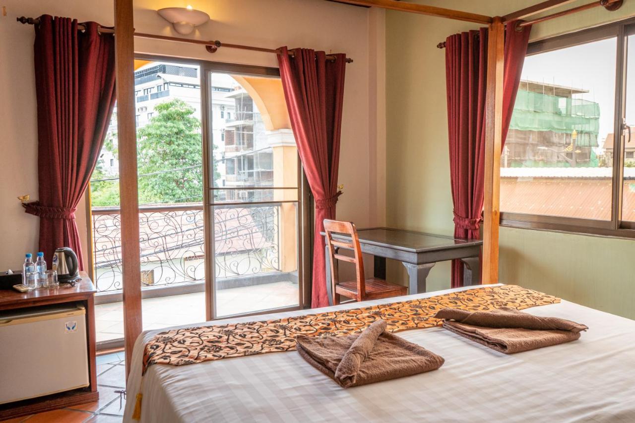 Den Hotel Totonou Siem Reap Eksteriør bilde